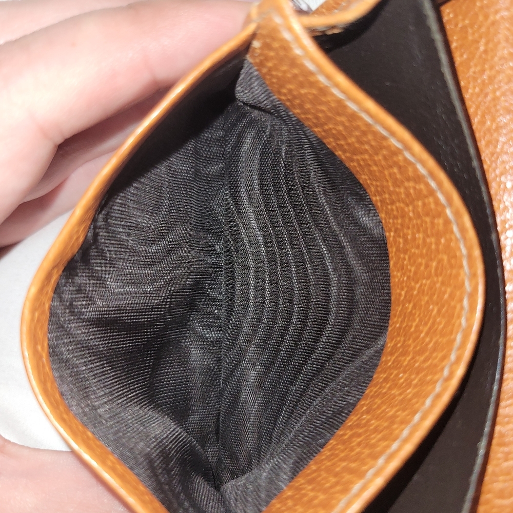 Gucci Wallet Authentic - Picture 7 of 11